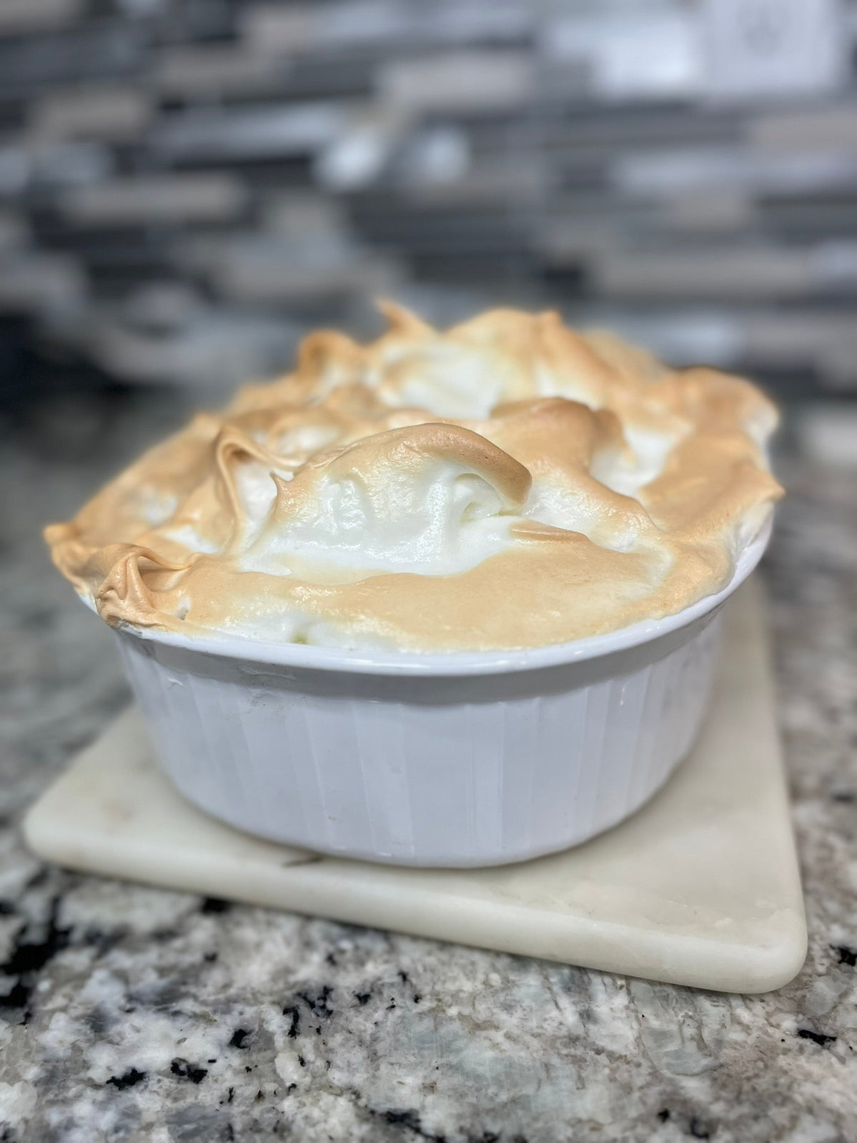 banana pudding in bowl